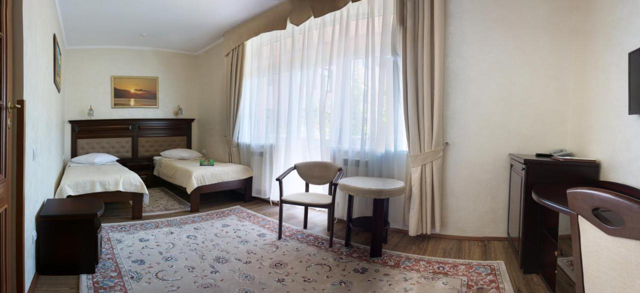 Hotel Solnichnaia Dolyna Poljana Exteriér fotografie