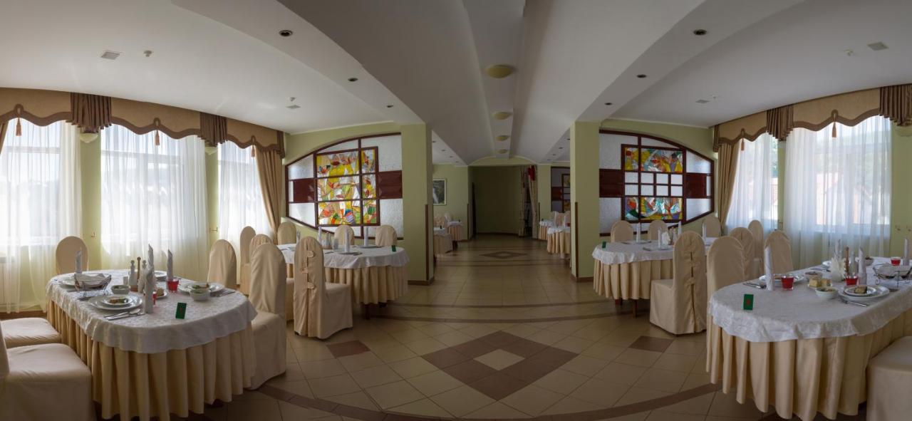 Hotel Solnichnaia Dolyna Poljana Exteriér fotografie